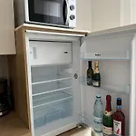 Apartment Charmante Und Moderne Altbauwohnung *