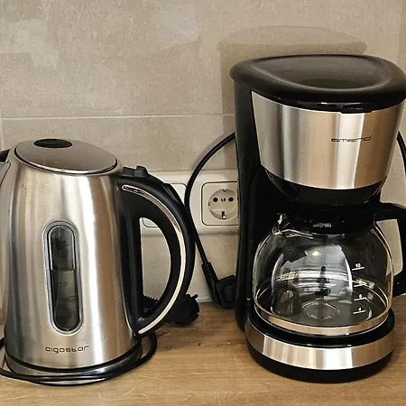 Charmante Und Moderne Altbauwohnung * Hannover