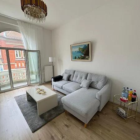 Charmante Und Moderne Altbauwohnung Apartman *