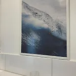 Charmante Und Moderne Altbauwohnung * 하노버