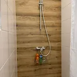 아파트 Charmante Und Moderne Altbauwohnung