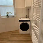아파트 Charmante Und Moderne Altbauwohnung 하노버